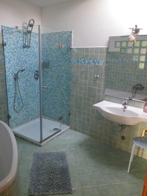 Királyszéke Apartman Eger Habitación foto